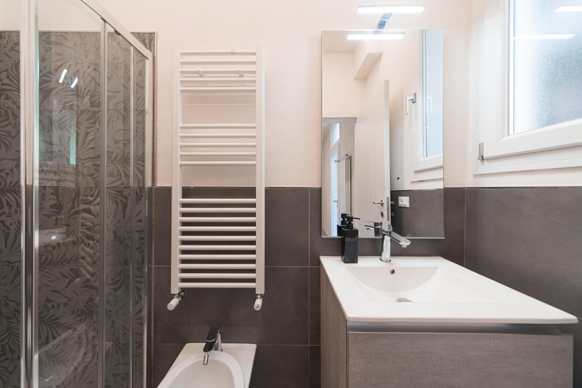 Dall'Arca Suites Bologna Station - Center - Fiera 外观 照片